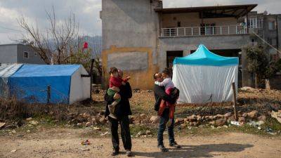 Пыль, палатки и нехватка воды: полгода после землетрясения в Турции - svoboda.org - Сирия - Турция