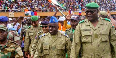Мохамед Базум - Страны Африки могут направить в Нигер 25 тысяч военных — СМИ - nv.ua - Украина - Нигерия - Кот Дивуар - Гамбия - Сенегал - Либерия - Сьерра Леоне - Нигер - Бенин - Ниамей