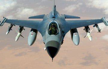 Джо Байден - Сабрина Сингх - Байден одобрил обучение украинских пилотов на F-16 - charter97.org - Белоруссия - Дания - Голландия