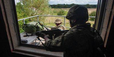 Имитационные гранаты и кровь. Генштаб ВСУ показал как украинские военные проходят подготовку в Великобритании — фото - nv.ua - Россия - Украина - Англия - Великобритания