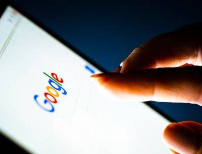 Google Поиск за три квартала получил миллиард запросов на удаление «пиратских» ссылок – четверть от владельца PornHub - itc.ua - США - Украина