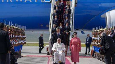 Франциск - Папа Франциск прибыл в историческим визитом в Монголию - ru.euronews.com - Монголия