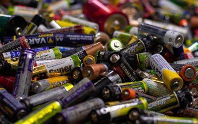 Як Duracell, АТБ-маркет та SAVSERVICE організували найбільший в рітейлі проект утилізації батарейок - korrespondent.net - Украина - Экология