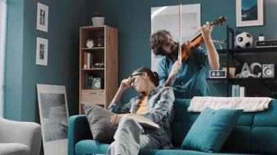 Муж увлекся игрой на скрипке, жена подала на развод - vesty.co.il - Израиль
