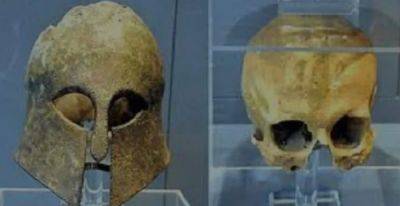 Марафонское сражение – археологи нашли шлем с черепом внутри - фото - apostrophe.ua - Китай - Украина - Афины - Греция - Персия