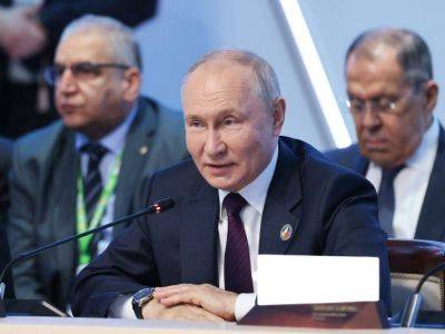 Владимир Путин - Путин заявил о росте реальных зарплат россиян, но их доходы назвал «довольно скромными» - smartmoney.one - Россия