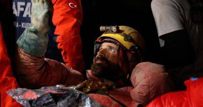 В Турции спасли больного американского спелеолога, который 9 суток провел в пещере - dsnews.ua - США - Украина - Италия - Турция - Венгрия - Болгария - Хорватия