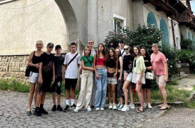 Ученики Кременского лицея отдохнули на Закарпатье, став участниками летнего лагеря "Я могу" - vchaspik.ua - Украина