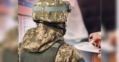Должен выписать исключительно руководитель военкомата: юристы уточнили правила вручения повесток - fakty.ua - Украина