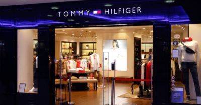 Calvin Klein - Tommy Hilfiger - С возможностью возвращения: владелец Tommy Hilfiger вышел из рынка РФ - focus.ua - Россия - США - Украина