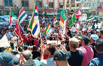 «Башар, уходи!»: в Сирии вспыхнули массовые протесты - charter97.org - Россия - Сирия - Дамаск - Белоруссия - Иран - Тартус