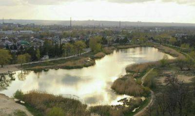 Поле вместо водоема: в сети показали, что осталось от озера в Северодонецке - видео - vchaspik.ua - Украина - Северодонецк