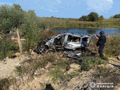 Разбитое авто и 6 погибших: полиция показала видео после удара РФ по Купянску - objectiv.tv - Россия - Купянск - Харьковская обл.