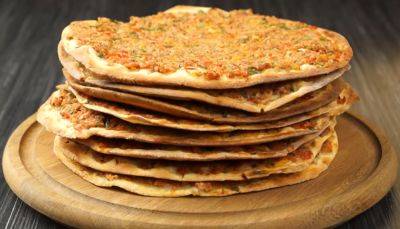 Еще аппетитней, чем пирожки: рецепт турецких лепешек с сыром и зеленью на сковороде - hyser.com.ua - Украина