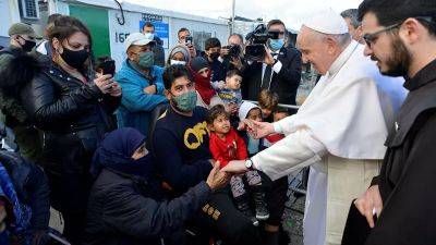 Франциск - Визит папы в Марсель: католические организации помогают мигрантам - ru.euronews.com - Франция - Париж - Брюссель