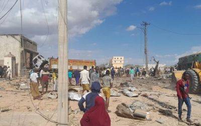 В Сомали взорвался заминированный грузовик: десятки жертв - korrespondent.net - Украина - Сомали - Могадишо