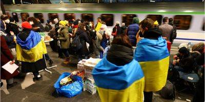 Германия вдвое уменьшит помощь беженцам, в частности украинским — Reuters - nv.ua - Россия - Украина - Германия - Берлин - Reuters
