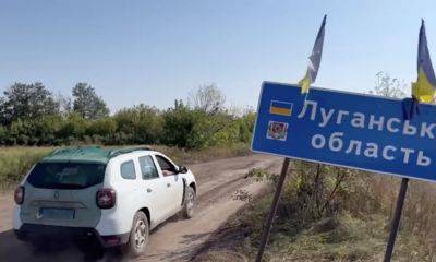 Полицейские доставили в освобожденные села Луганщины помощь и эвакуировали мужчину - vchaspik.ua - Украина - Макеевка