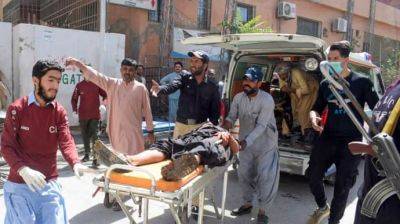Более 50 человек погибли в результате взрывов в мечетях Пакистана - pravda.com.ua - Пакистан