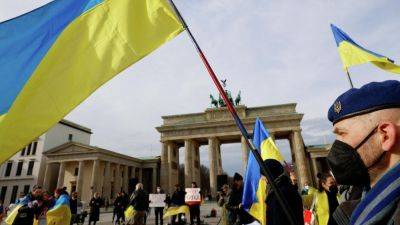 Сколько украинцев готовы вернуться из-за границы - результаты соцопроса - apostrophe.ua - Россия - Украина - Польша