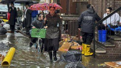 Чрезвычайное положение объявлено в Нью-Йорке из-за наводнения - vesty.co.il - Израиль - Нью-Йорк - Нью-Йорк