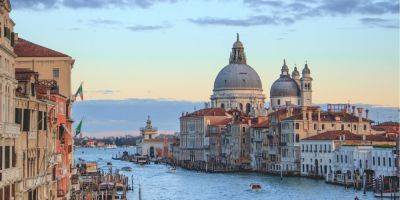 Уменьшить количество туристов. С 2024 года однодневное посещение исторического центра Венеции станет платным - nv.ua - Украина - Италия - Венеции - Венеция