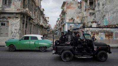 На Кубе арестовали 17 человек по делу о вербовке на войну в Украине - svoboda.org - Россия - Украина - Куба - Reuters
