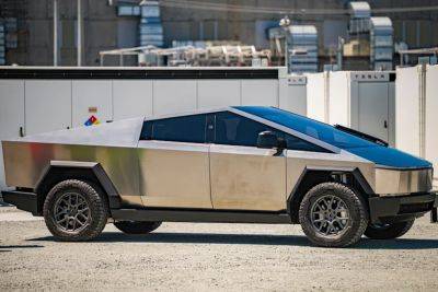 Илон Маск - Уолтер Айзексон - Tesla разрабатывает свой «следующий автомобиль за $25 тыс.» в стилистике Cybertruck - itc.ua - Украина - Крым - Мариуполь