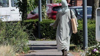 Госсовет Франции поддержал запрет на ношение абайи в школах - ru.euronews.com - Франция