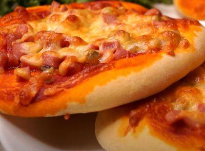 Пицца "Оливье" на кефире: шикарный рецепт, который всегда выручает - politeka.net - Украина