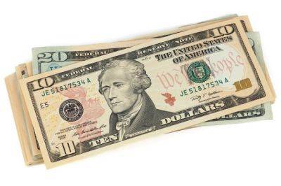 Курс валют на вечер 1 января: на межбанке доллар упал, а в обменниках по 39 - minfin.com.ua - Украина