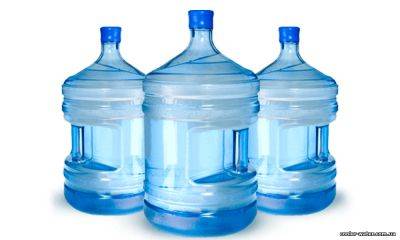 Bloomberg: ученые обнаружили нанопластик в бутилированной воде - obzor.lt - Колумбия