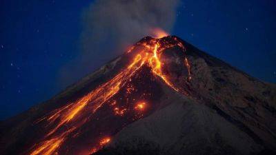 В Исландии, после извержения вулкана, лава достигла города: загорелись дома - vchaspik.ua - Украина - Исландия