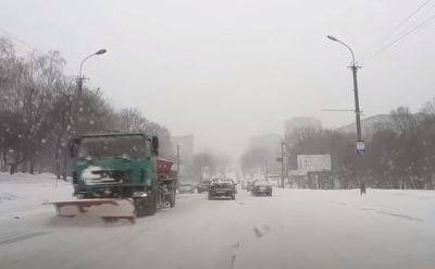 Украину накрыла лютая непогода, часть областей засыпает снегом: 8 главных автодорог могут перекрыть - списки - ukrainianwall.com - Украина - Черновицкая обл.
