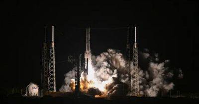 Джефф Безоса - Atlas V (V) - Новая ракета-носитель отправила первый за 50 лет посадочный аппарат США на Луну (видео) - focus.ua - США - Украина