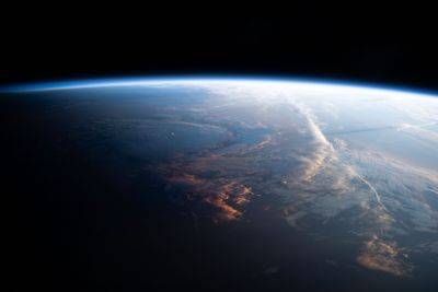 Захватывающий вид на Землю из космоса миссии AX-3: фото - universemagazine.com - шт.Флорида