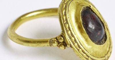 Неизвестные князья Дании: ученые нашли золотой перстень V в., связанный с королями Франции (фото) - focus.ua - Франция - Дания