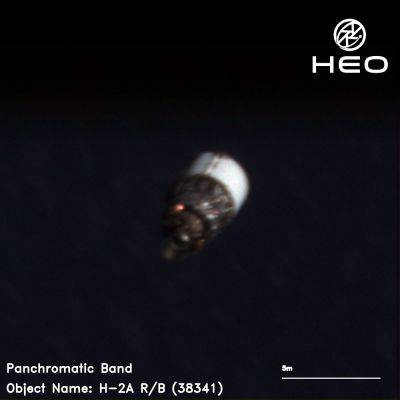 Космический мусор в прямом эфире: спутник сфотографировал отработанную ступень японской ракеты - universemagazine.com