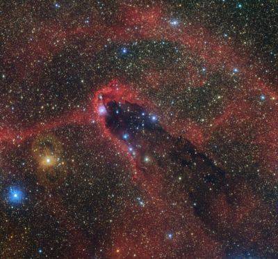 James Webb - Астрономы сфотографировали «темную башню» в космосе - universemagazine.com