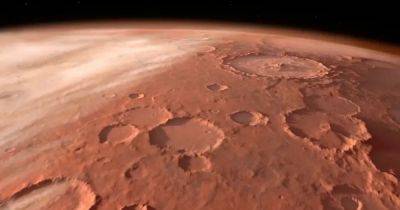 Всего один удар астероида создал 3 млрд кратеров на Марсе: как это произошло (фото) - focus.ua