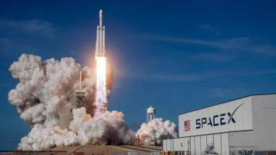 Новый способ заработка: фрагменты корабля SpaceX Starship продают в интернете - life.fakty.com.ua - Техас