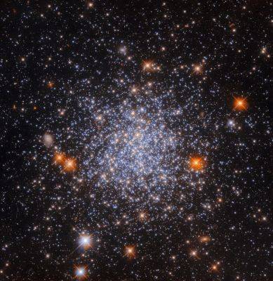 Без зума: Hubble сфотографировал шаровое скопление в соседней галактике - universemagazine.com