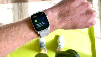Минг Чи Куо - Часы Apple Watch Ultra не получат революционный экран: в чем причина - life.fakty.com.ua