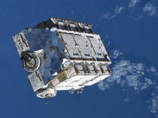 Самый крупный космический мусор с МКС приближается к Земле - novostiua.net - Германия