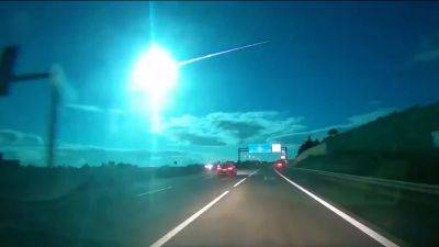 Эффектный синий метеор украсил небо над Испанией (видео) - universemagazine.com - Испания - Португалия