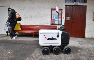 denis19 - СМИ: «Яндекс» готовится начать серийное производство роботов-курьеров - habr.com