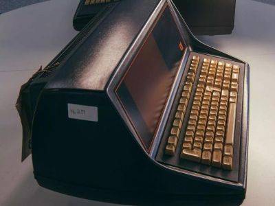 Первый в мире микрокомпьютер Q1 1972 года выпуска продают на аукционе за $32000 - gagadget.com - Лондон - Кингстон