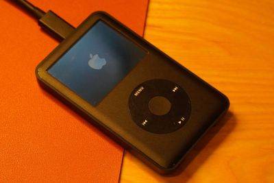 Apple iPod Classic с SSD, USB-C и Bluetooth в 2024 году — самым трудным было открыть корпус - itc.ua