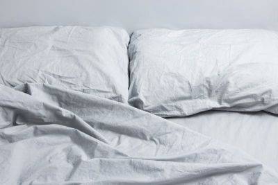 Почему нельзя застилать кровать после того, как проснулись - совет экспертов - cursorinfo.co.il - США