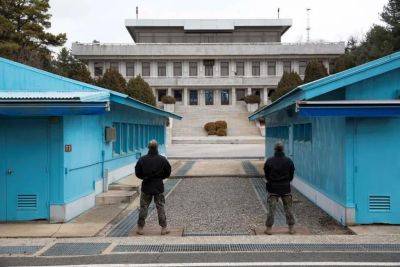 Ким Ченын - Южная Корея сделала предупредительный выстрел, ведь северокорейские солдаты пересекли границу - gagadget.com - Южная Корея - КНДР - Сеул - Корея
